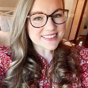 Meet your Posher, Bobbi